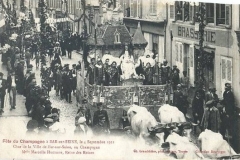Fêtes_du_Champagne_-_Reine_des_Reines_de_Bar-sur-Seine_4_9_1922_Ch._Grandidier_Troyes