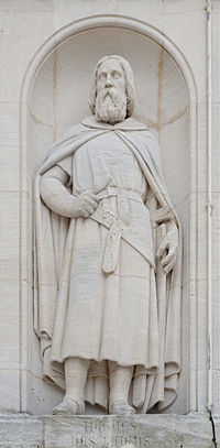 L’attribut alt de cette image est vide, son nom de fichier est Dijon_Place_Saint_Bernard_Hugues_de_Payens_detail_statue.jpg.